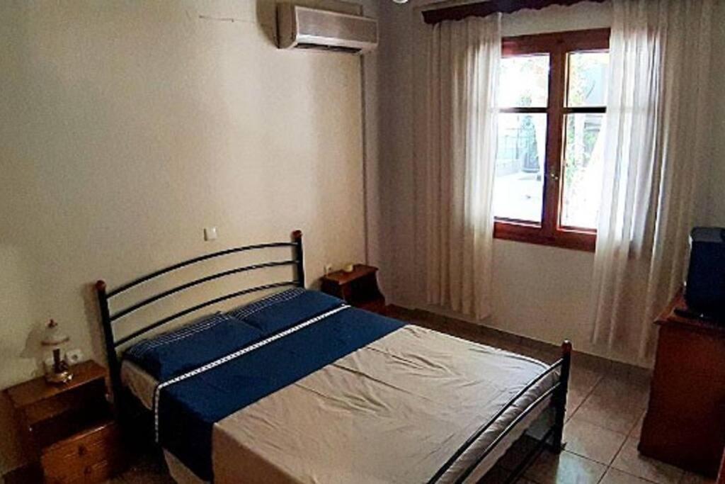 Sophie'S Traditional Hospitality Appartment Monemvasia Bagian luar foto
